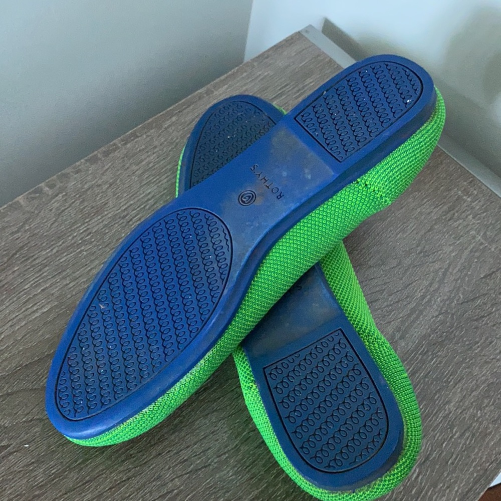 Rothy's Bright Green Flats (fits like Rothy’s
sz 8) - Picture 8 of 16